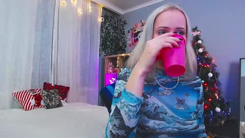 Snapshot of lizberry_moon chatting on 9, 12, 2024 Lisa online show from 9, 12, 2024