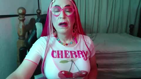 Lizi Chery Strawbery online show from 29, 3, 2026
