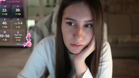 Snapshot of lizzi_fox chatting on 12, 1, 2025 Lizi-Fox online show from 12, 1, 2025