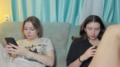 Snapshot of lizzi_muur chatting on 11, 12, 2024 lizzi_muur online show from 11, 12, 2024