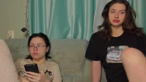 Snapshot of lizzi_muur chatting on 17, 1, 2025 lizzi_muur online show from 17, 1, 2025