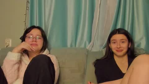 Snapshot of lizzi_muur chatting on 22, 1, 2025 lizzi_muur online show from 22, 1, 2025