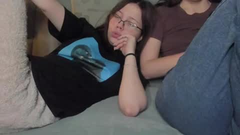 Snapshot of lizzi_muur chatting on 1, 2, 2025 lizzi_muur online show from 1, 2, 2025