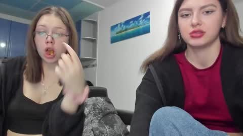 Snapshot of lizzi_muur chatting on 15, 2, 2025 lizzi_muur online show from 15, 2, 2025