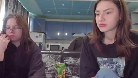 Snapshot of lizzi_muur chatting on 23, 2, 2025 lizzi_muur online show from 23, 2, 2025