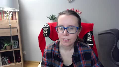 Lizzy online show from 9, 4, 2026