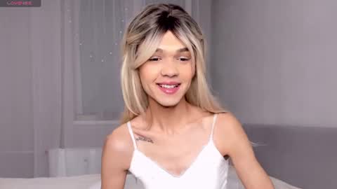 lizzydelrey online show from 15, 7, 2026