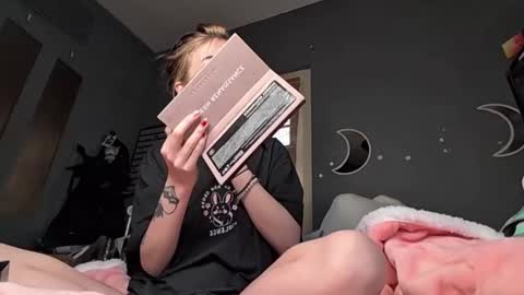 lizzybunny online show from 13, 12, 2024