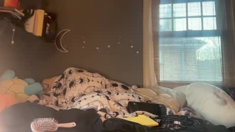 lizzybunny online show from 1, 3, 2025