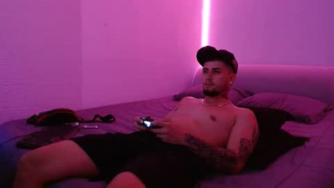 Snapshot of lliamm_2 chatting on 7, 2, 2025 lliamm 2 online show from 7, 2, 2025