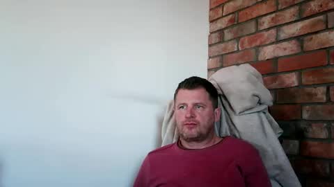 Snapshot of lllukasssxxx chatting on 18, 5, 2026 lllukasssxxx online show from 18, 5, 2026