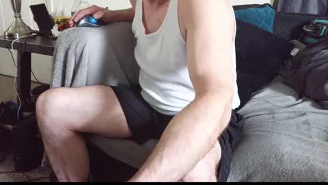 Snapshot of lngdickdaddy chatting on 3, 5, 2026 LongDick Daddy online show from 3, 5, 2026