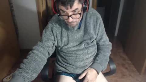 lobosolitario73 online show from 3, 12, 2025