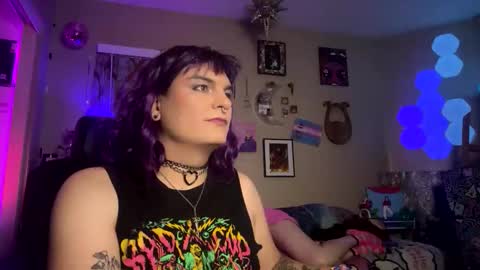 Snapshot of lobotomyprincess chatting on 2, 4, 2026 LobotomyPrincess online show from 2, 4, 2026