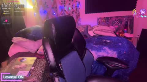 Snapshot of lobotomyprincess chatting on 23, 4, 2026 LobotomyPrincess online show from 23, 4, 2026