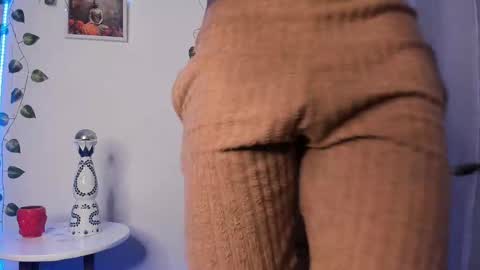 LOGAN DRAKE online show from 3, 3, 2025