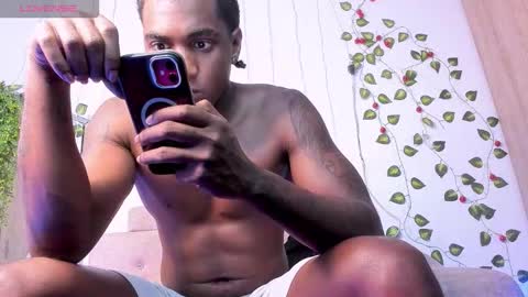 LOGAN DRAKE online show from 11, 1, 2026