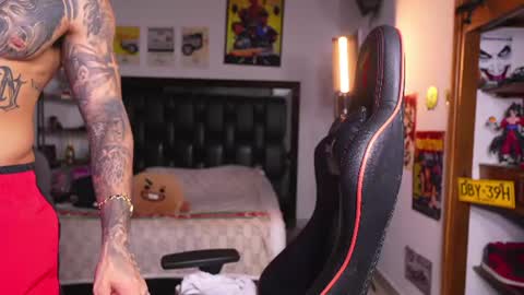 logan_hugh8 online show from 1, 7, 2026