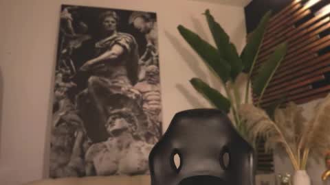 logan_varela online show from 7, 2, 2025