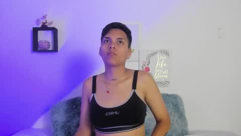 Snapshot of logan_wilde chatting on 30, 9, 2025 logan_wilde online show from 30, 9, 2025