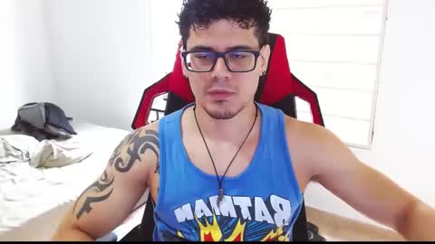 Snapshot of loganandrwz chatting on 1, 2, 2026 Loganandrwz online show from 1, 2, 2026