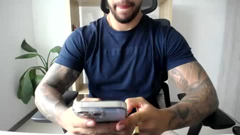 Logan Wolfp online show from 20, 7, 2026