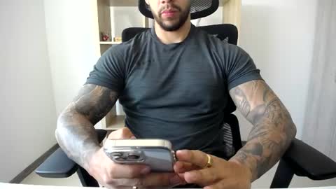 Logan Wolfp online show from 21, 7, 2026