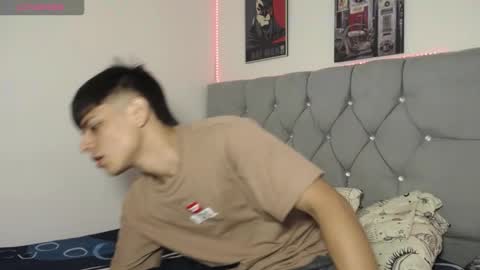 loganjhonson19 online show from 11, 1, 2026