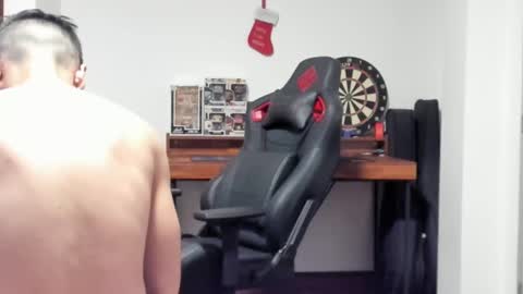 Snapshot of logannick chatting on 10, 2, 2025 Logan online show from 10, 2, 2025