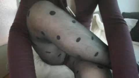 Snapshot of lohamoha1 chatting on 1, 12, 2025 Loha Moha online show from 1, 12, 2025