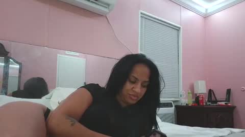 Lola online show from 17, 10, 2025