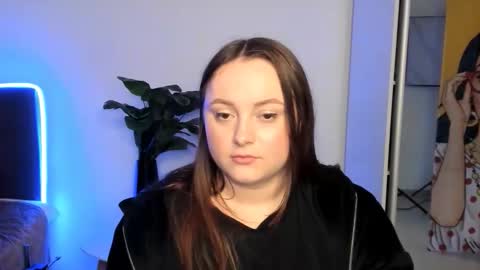 Snapshot of lola_berry22 chatting on 13, 5, 2026 lola_berry22 online show from 13, 5, 2026