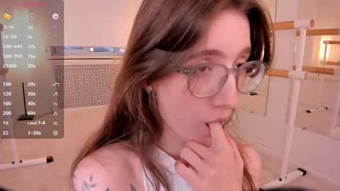 Snapshot of lola_missy chatting on 11, 10, 2025 Lola online show from 11, 10, 2025