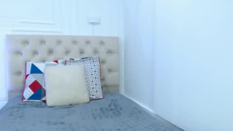 lola red online show from 9, 1, 2026