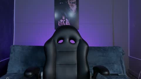 Snapshot of lola_red956680 chatting on 23, 4, 2026 lola red online show from 23, 4, 2026