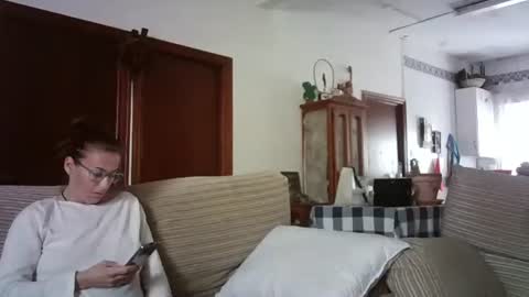 LOLA HUESO y ERIC online show from 28, 2, 2025