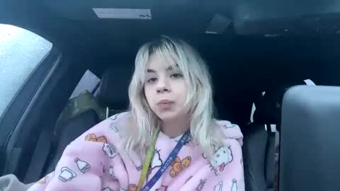 Lola Lixx online show from 30, 12, 2024