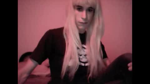 Lola online show from 2, 12, 2025