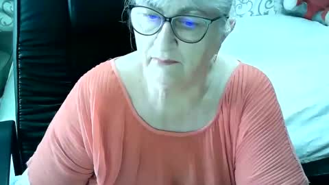 LolkaAlyss online show from 19, 2, 2025