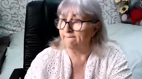 LolkaAlyss online show from 19, 2, 2025