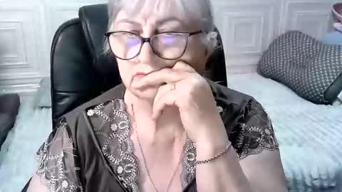 Snapshot of lolkaalyss chatting on 18, 4, 2026 LolkaAlyss online show from 18, 4, 2026