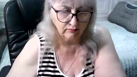 Snapshot of lolkaalyss chatting on 30, 4, 2026 LolkaAlyss online show from 30, 4, 2026