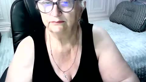 Snapshot of lolkaalyss chatting on 28, 5, 2026 LolkaAlyss online show from 28, 5, 2026