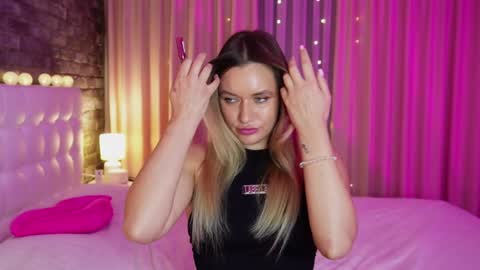 Victoria online show from 22, 1, 2025