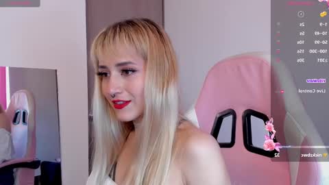 Snapshot of lolly_js_ chatting on 20, 12, 2024 Lolly online show from 20, 12, 2024