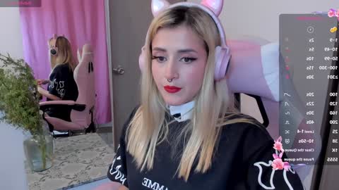 Snapshot of lolly_js_ chatting on 30, 12, 2024 Lolly online show from 30, 12, 2024