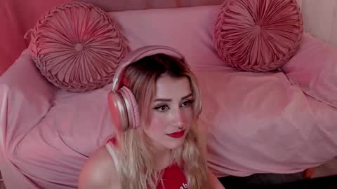 Snapshot of lolly_js_ chatting on 1, 10, 2025 Lolly online show from 1, 10, 2025