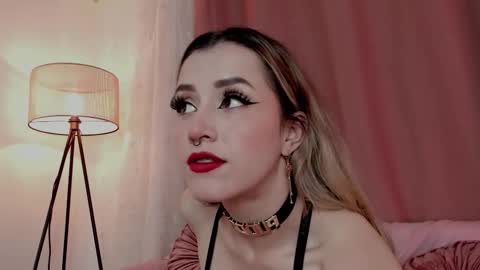 Snapshot of lolly_js_ chatting on 9, 11, 2025 Lolly online show from 9, 11, 2025