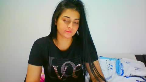 Snapshot of lomaslindosoyyo chatting on 19, 12, 2024 estehfania online show from 19, 12, 2024