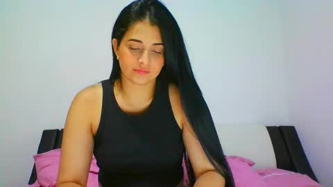 Snapshot of lomaslindosoyyo chatting on 4, 2, 2025 estehfania online show from 4, 2, 2025